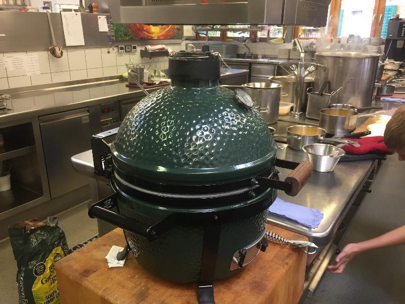 Big-Green- Egg-11.jpg